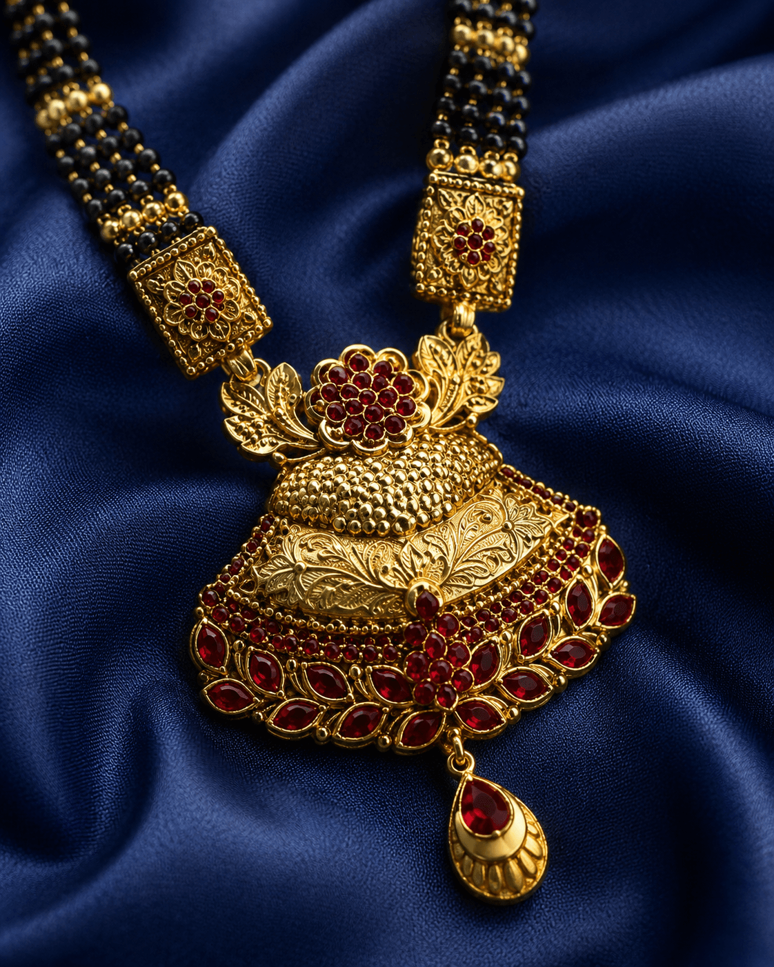 Antique Kemp Statement Pendant Mangalsutra