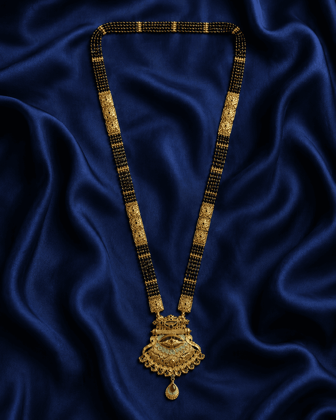 Emerald Peacock Fan Pendant Mangalsutra