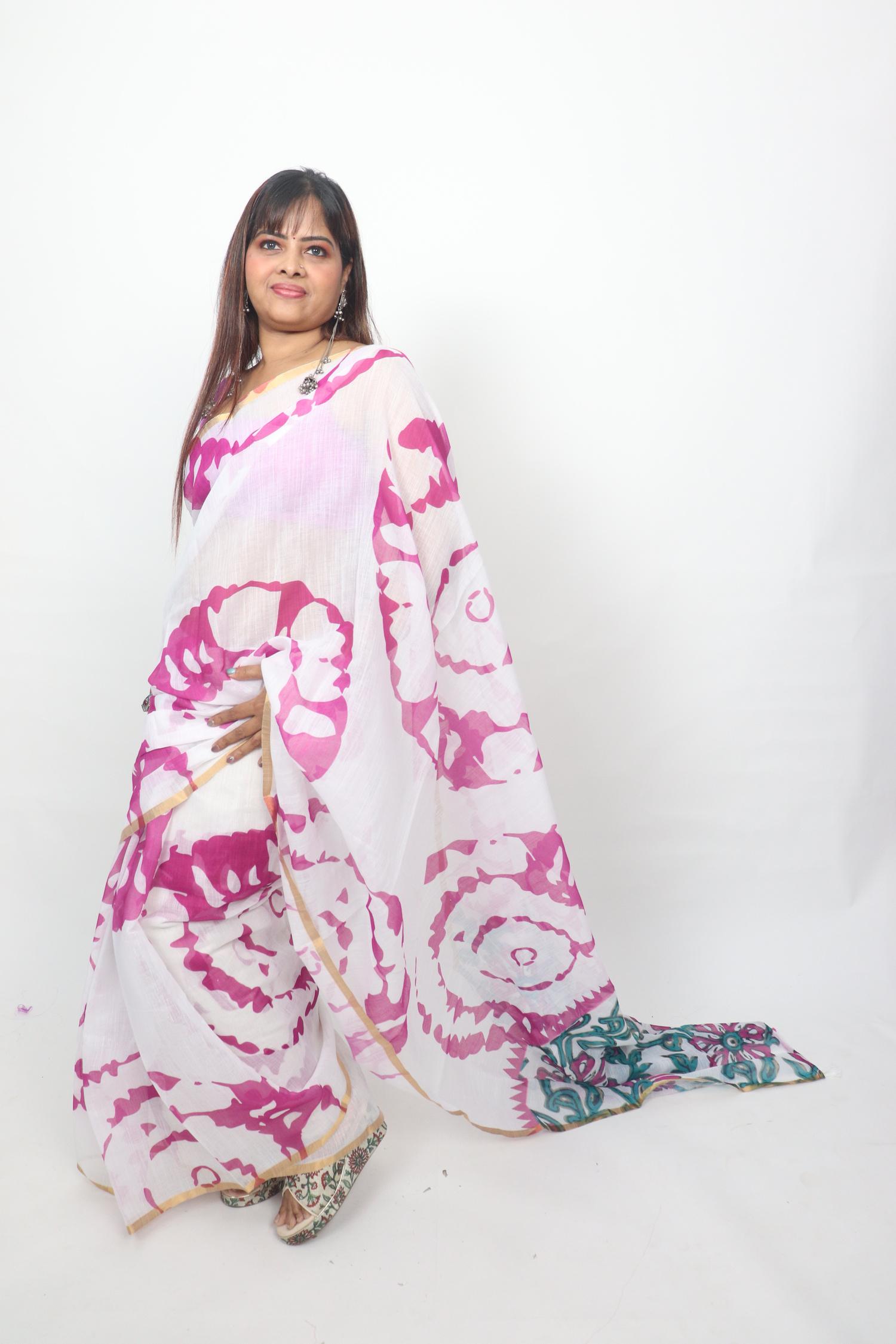 White Magenta Circular Print Saree